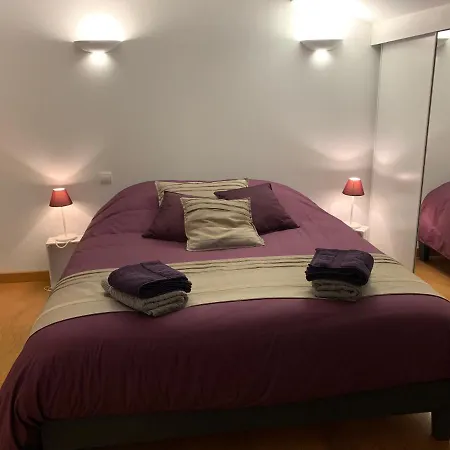 Domaine Des Pierres D Auvergne Vakantiehuis *